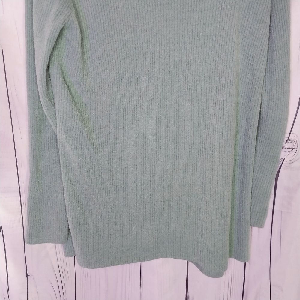 Barefoot Dreams Cozy Ultra Lite Hooded Cardigan - Picture 8 of 10